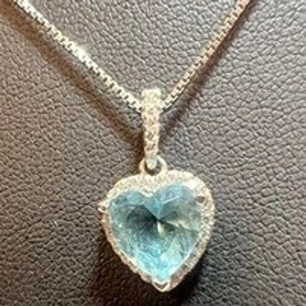 Sterling Silver CZ Necklace‎ Blue Heart Halo Cubic Zirconia - Picture 13 of 14